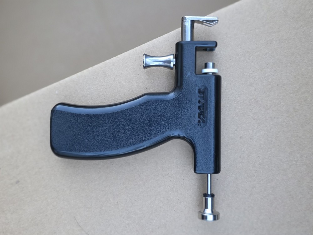 STUDEX Ear Piercing Device