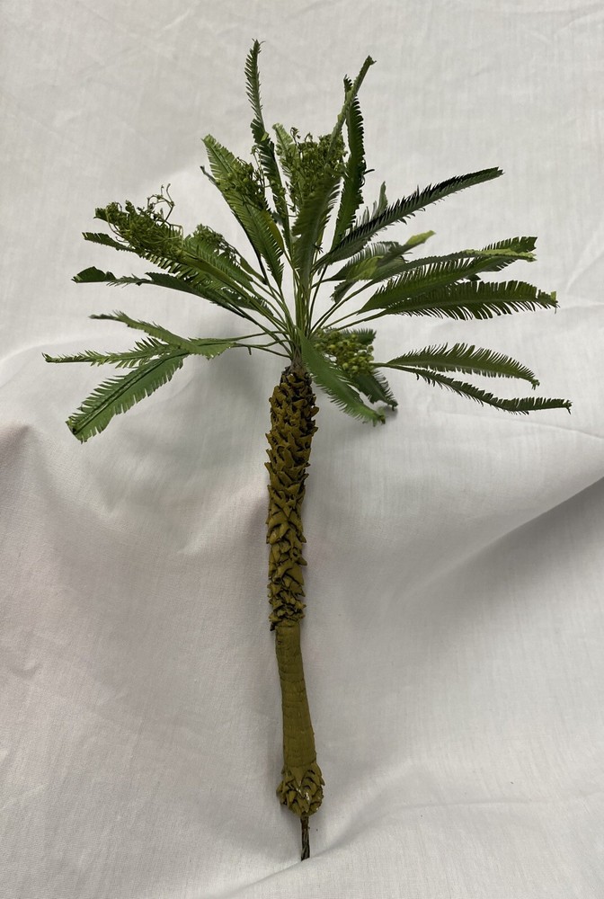Custom Made Palm Tree 54mm (figure Not Included)