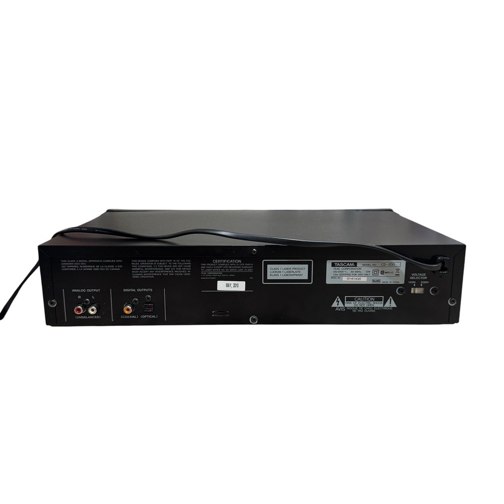 TASCAM CD-200 Solid State Digital Audio