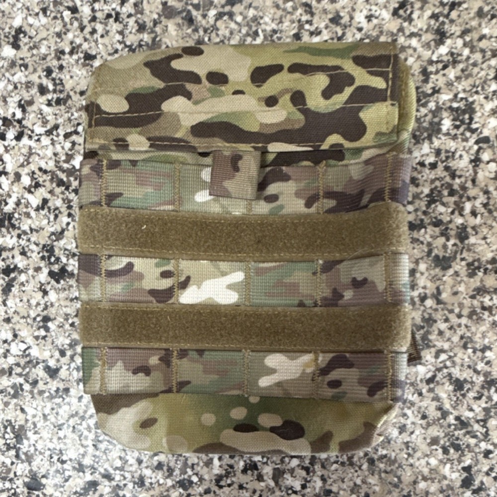 Camouflage MOLLE Tactical Nylon Pouch Hook & Loop Snap Closure Side Plate