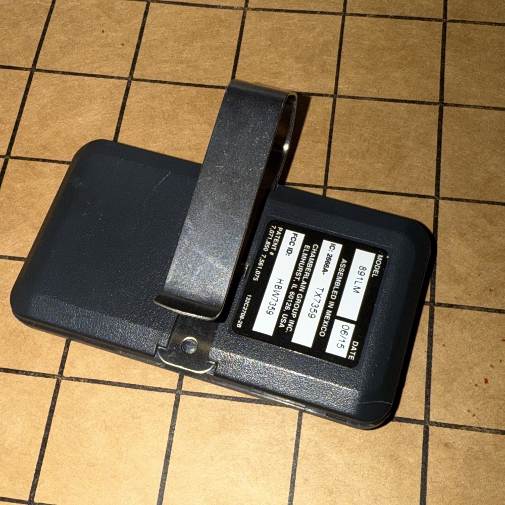 891LM LiftMaster 1 Button Remote Control Transmitter Garage Security NEED BATTER