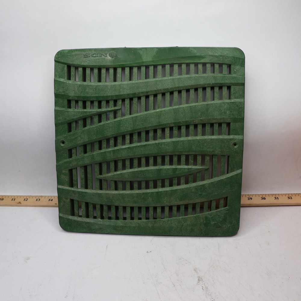 NDS 12 in. Plastic Wave Design Square Grate in Green