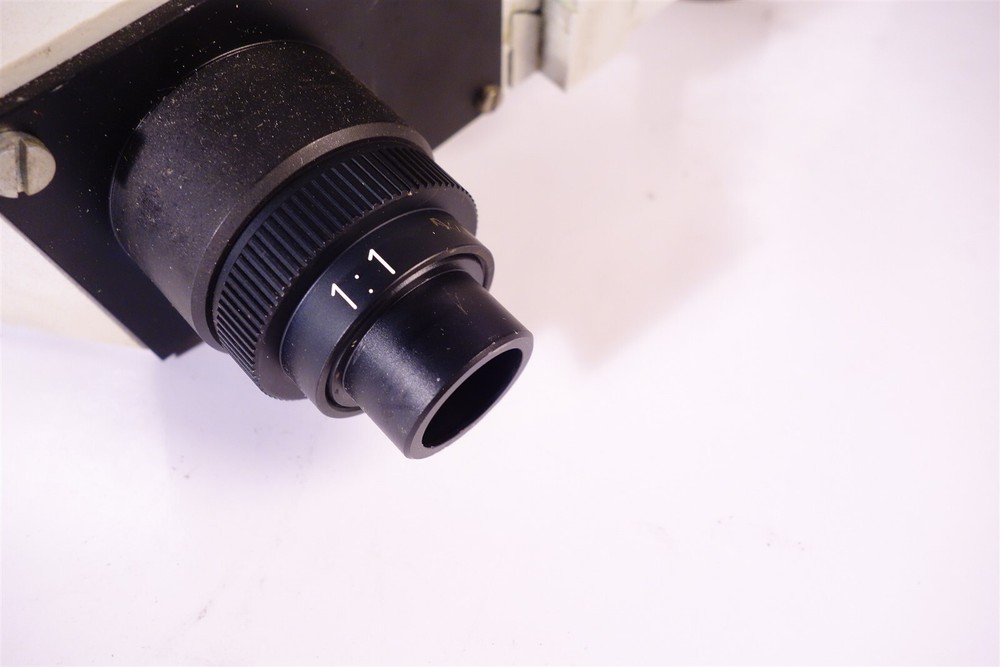 Leitz 810274 Unknown Microscope with 1:1 Lens - No Stand
