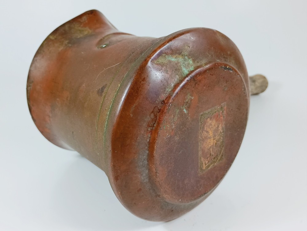 Vintage Colonial Style Copper Ladel with Wood Handle.