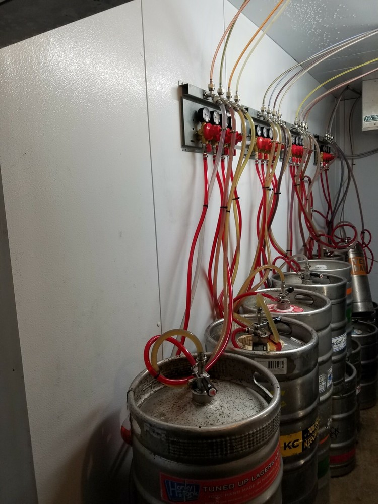 BREW WALL KEGORATOR WALK-IN COOLER