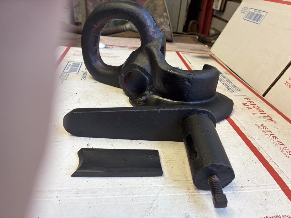 WINDMILL WATER WELL PIPE DOG PULLER
