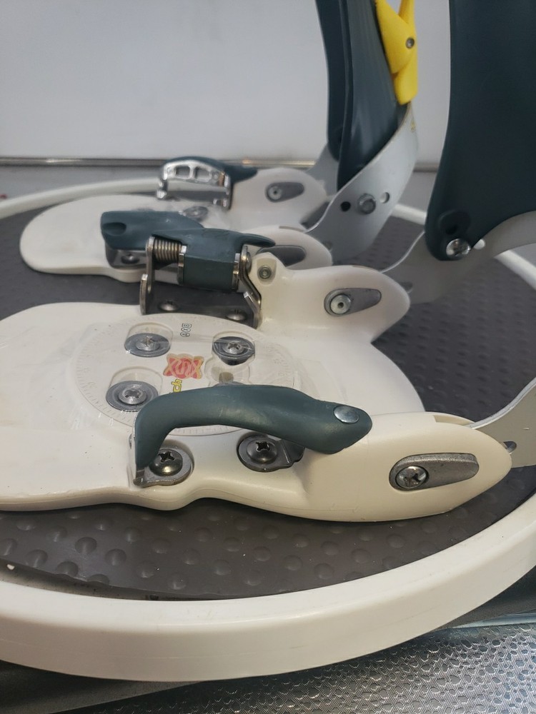 Switch Step In HB Snowboard Bindings