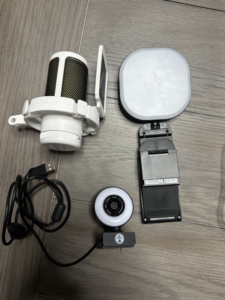 Online Streaming Kit , Microphone, Camera, Light