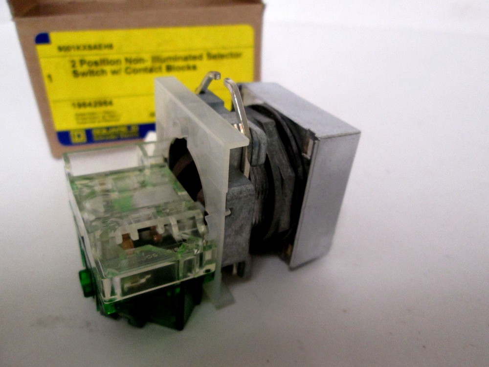 Square D  9001KXSAEH5 Non-Illuminated Selector Switch