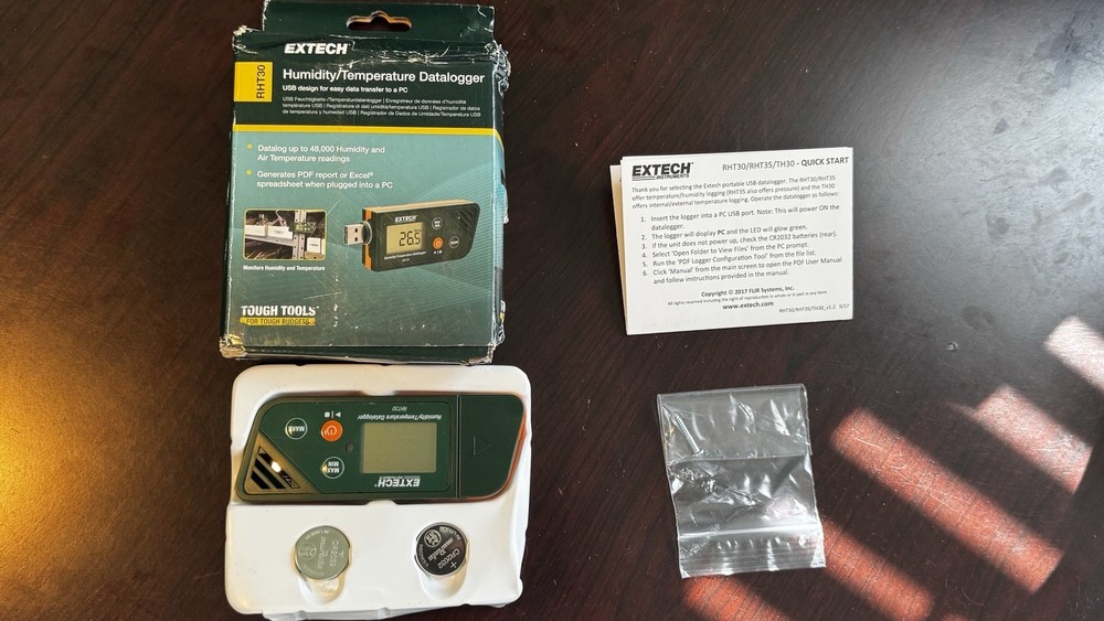 RHT30 USB Humidity/Temperature Datalogger