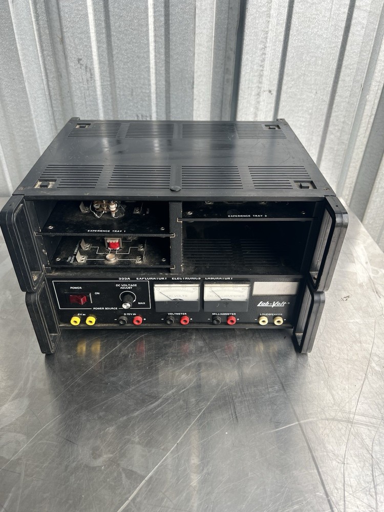 Lab Volt model 555A  Exploratory Electronics Laboratory  School Owned