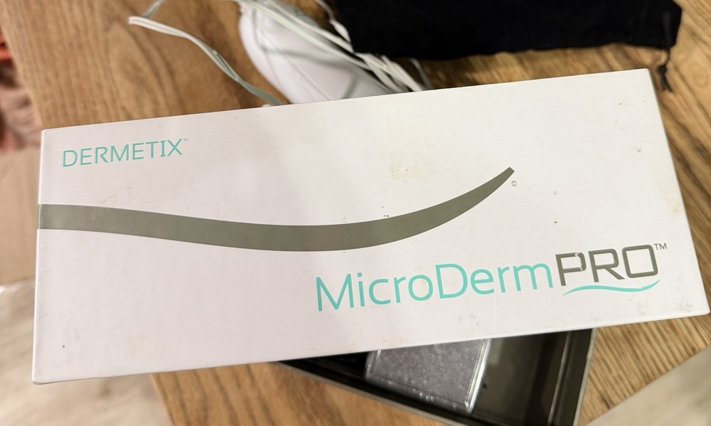 Dermetix Personal MicroDerm PRO  360 Microdermabrasion Tool Open Box Tested