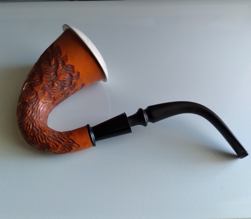 Calabash  Sherlock Holmes  Meerschaum Type Pipe