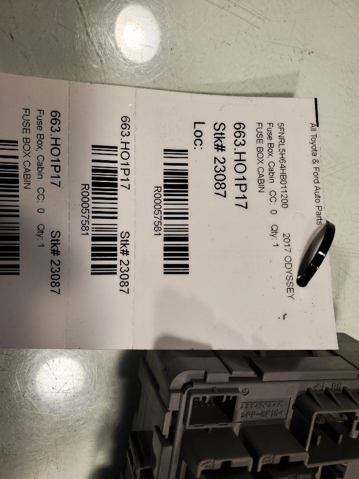 ODYSSEY 2017 Fuse Box Cabin 57581