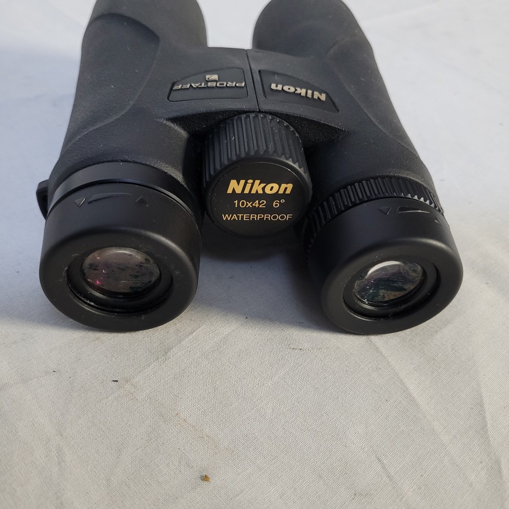 NIKON Prostaff 7 10X42 Binoculars - Waterproof
