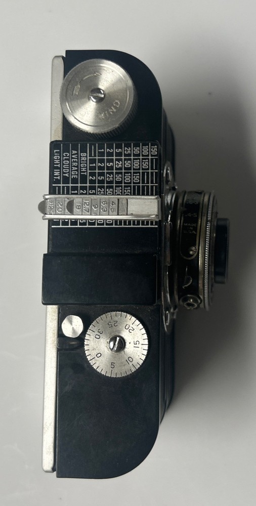 Argus 35mm Camera w/Case A2B Vintage Untested