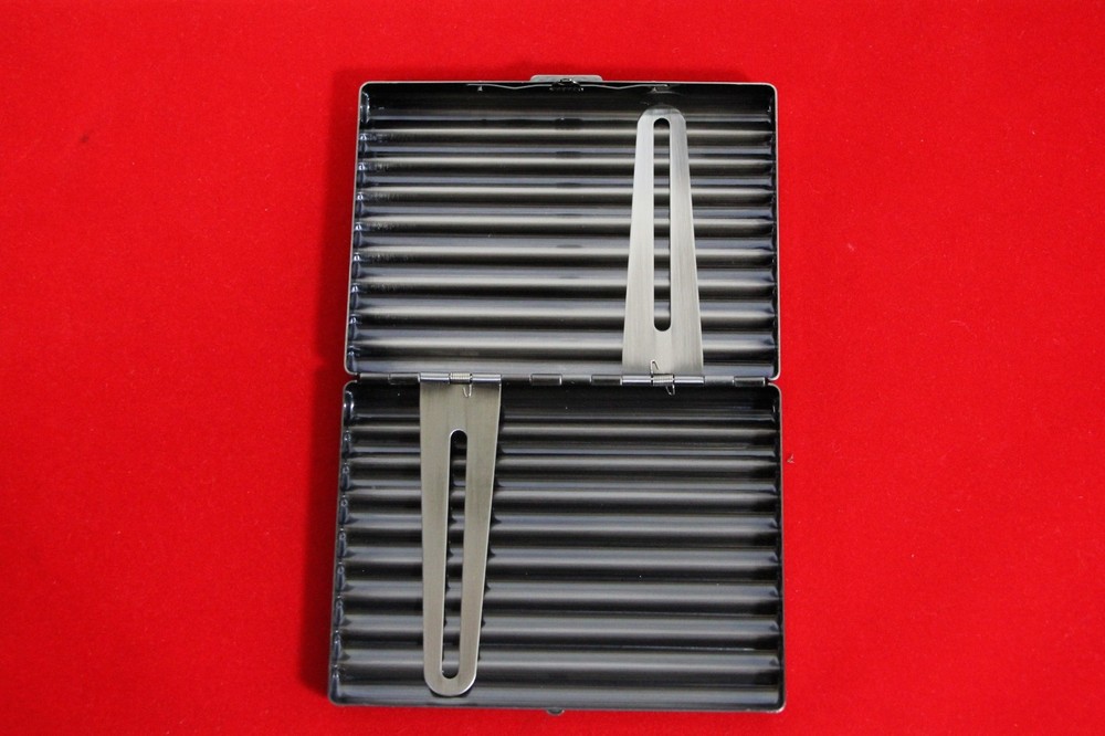 Silver - Stainless Steel - Cigarette Case