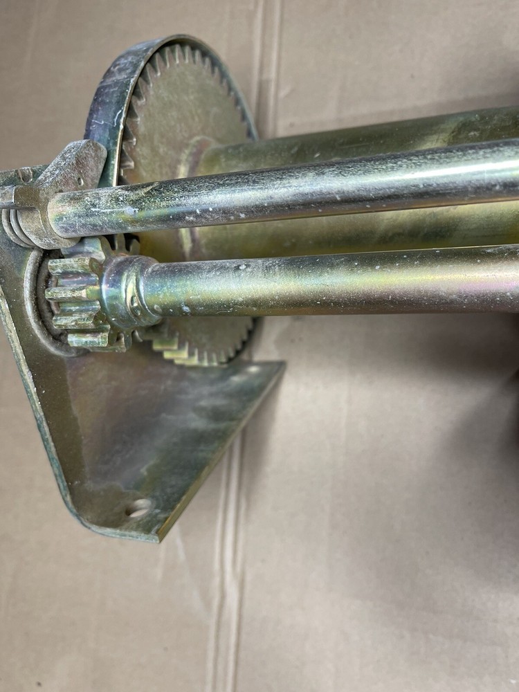 Thern Hand Winch Model 4411