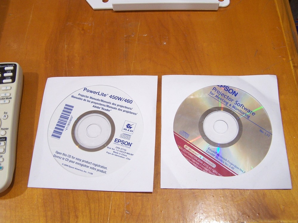 Complete Epson BrightLink 450Wi Interactive Projector / H317A lamp hours 41