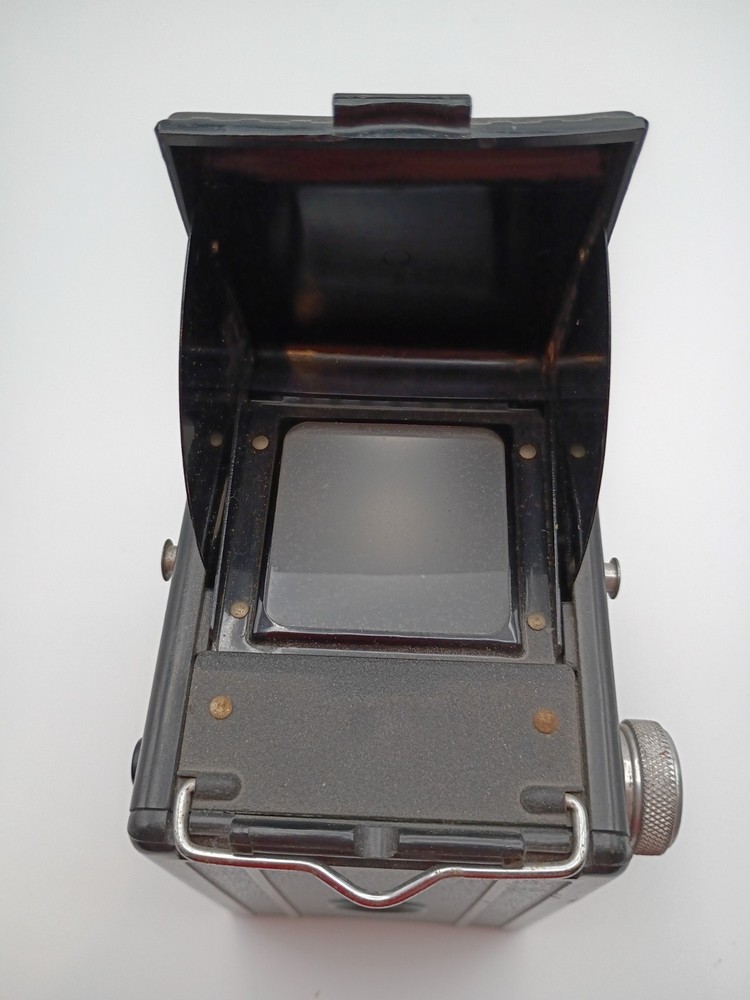 Vtg Spartus Camera Corp Full-Vue Box Camera Untested