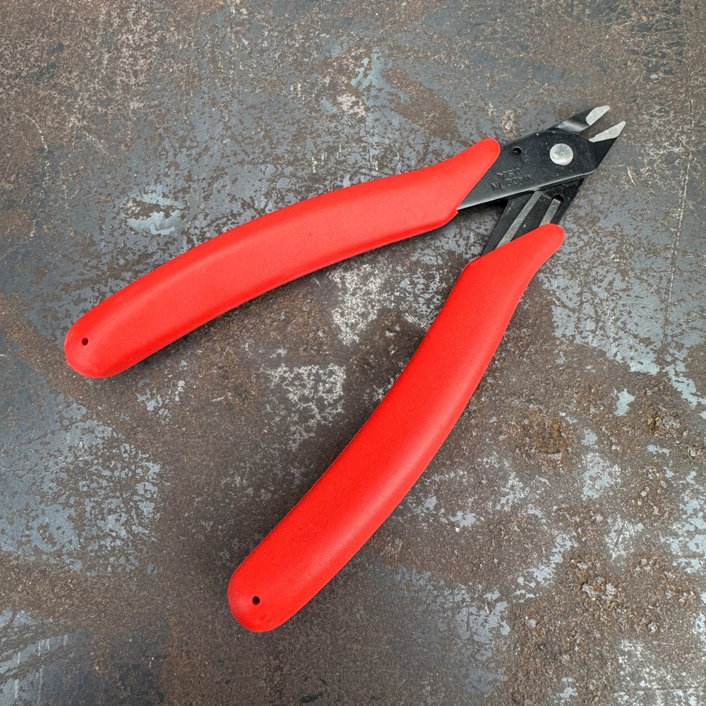 XCELITE 170M: General-Purpose Shearcutter w/ Red Handles USA