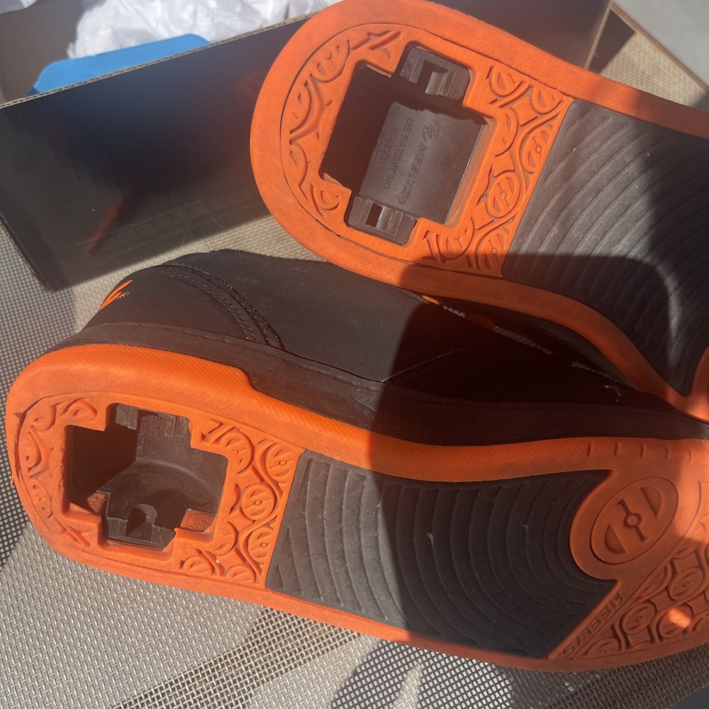 Heelys Boy Size 2