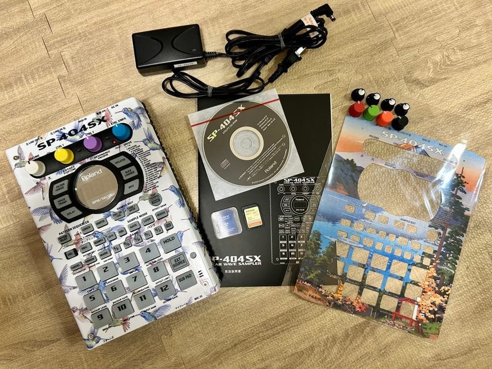ROLAND SP-404SX Linear Wave Sampler Customized with Accessories jp