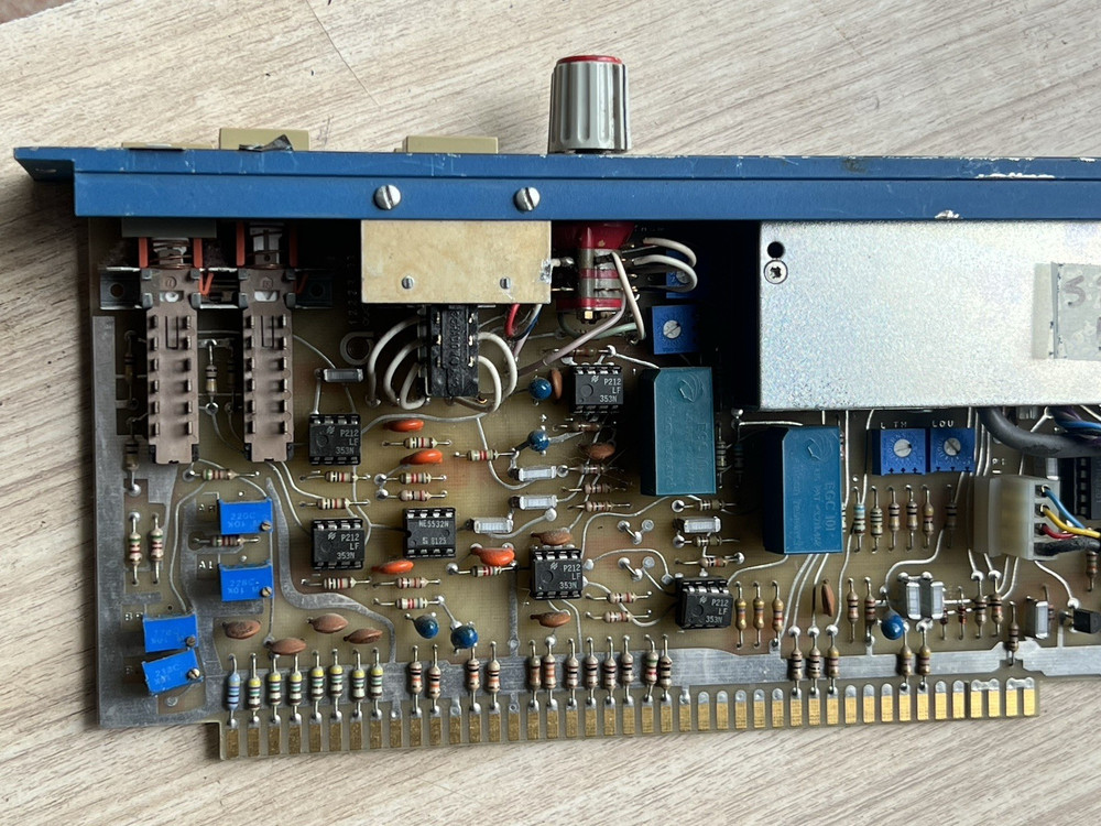 vintage Auditronics blueface 200-SLI stereo line input console module