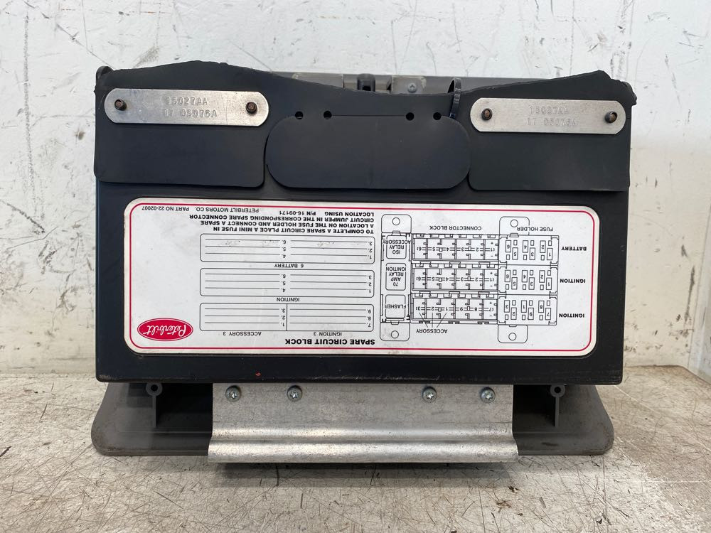 2006 Peterbilt 387 Dash & Interior Parts (719-10122)