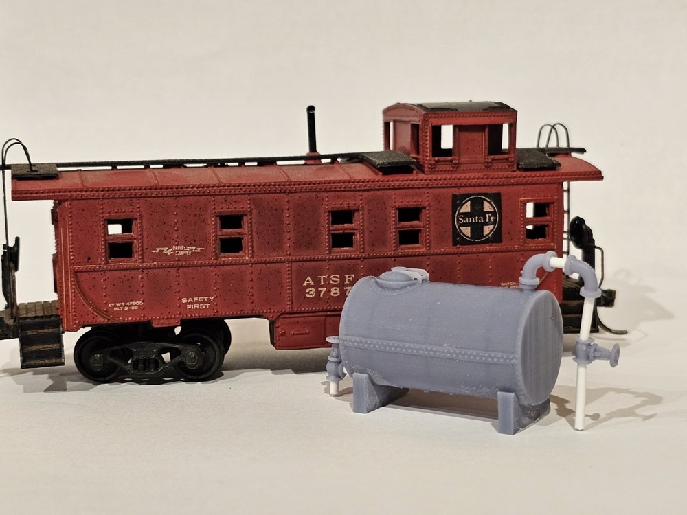 HO Scale Oil Tank and Valves