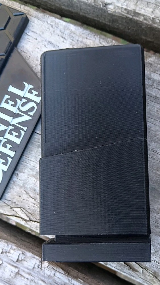 Sporting Rifle Display / Table Stand Daniel Defense