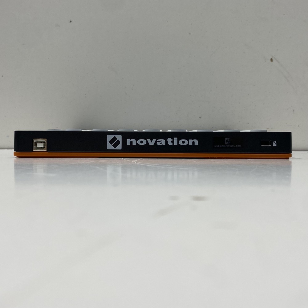 Novation MIDI Controller Black White Ableton Live USB Original Launchpad