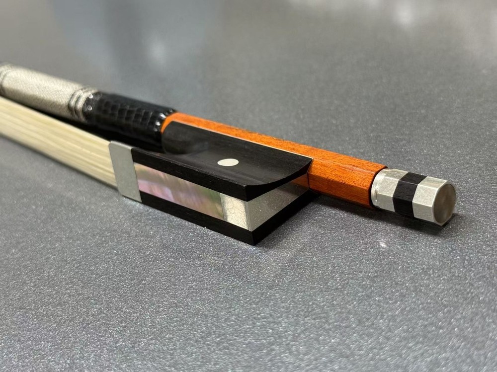100% Authentic Pernambuco Violin bow for 4/4 sized violin 4/4 Master violin bow
