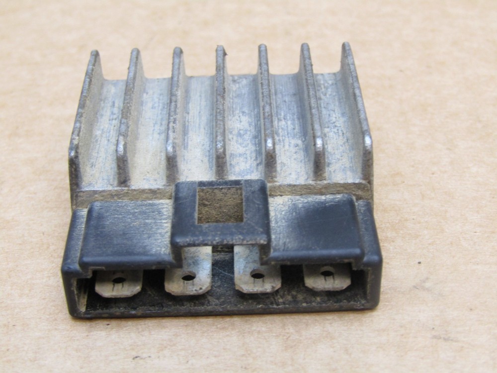 KTM 125 EXC 2002 regulator rectifer (15309)