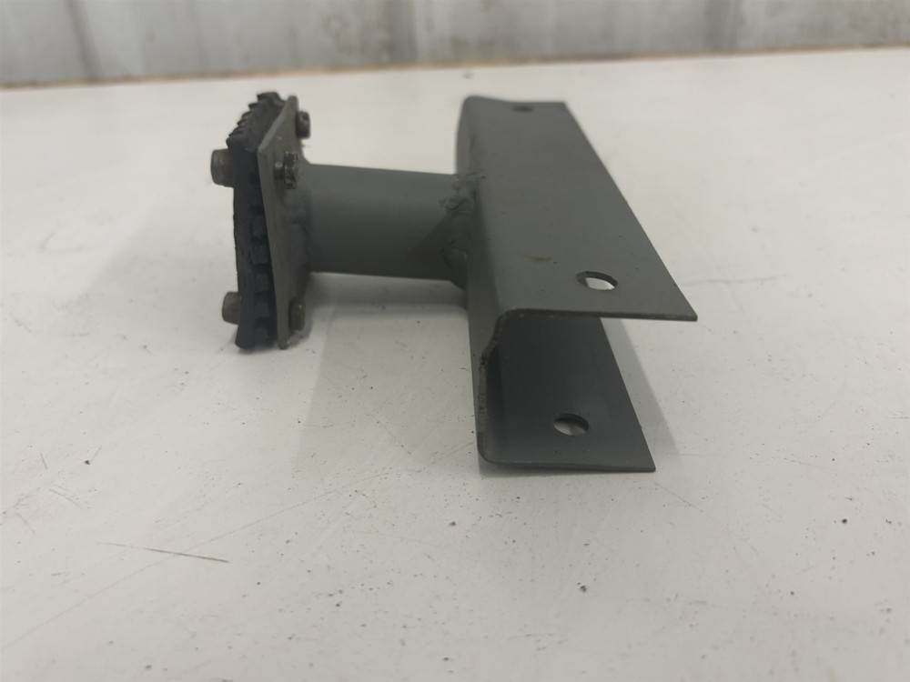Luscombe Model 8 mount bracket support brace