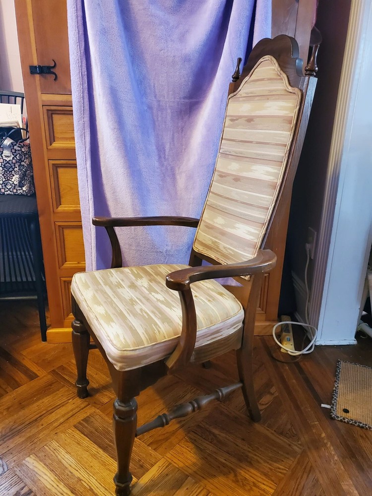 gorgeous walnut dining table and chairs set for 6