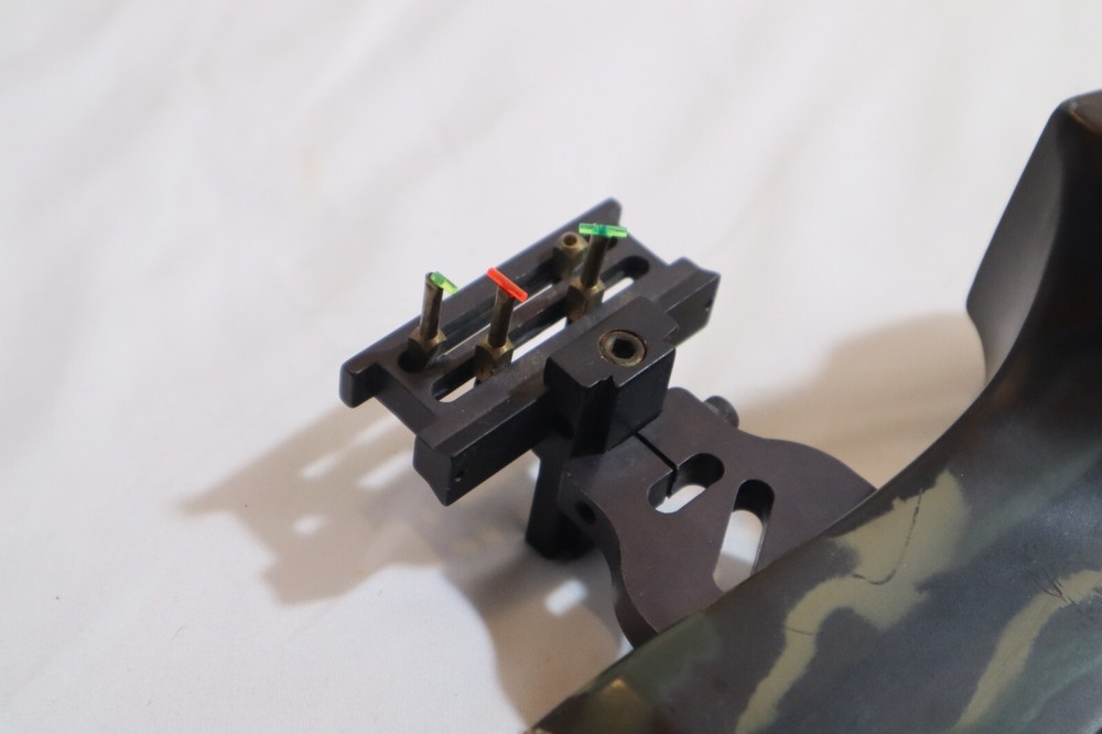 ROBIN HOOD PHOENIX COMPOUND BOW (CAMOFLAGE) ***