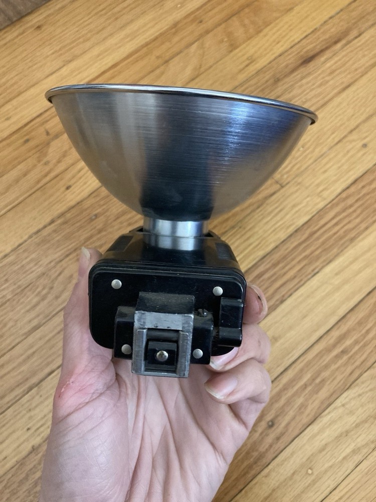 Vintage Argus C3 Flash Unit – Classic Rangefinder Accessory