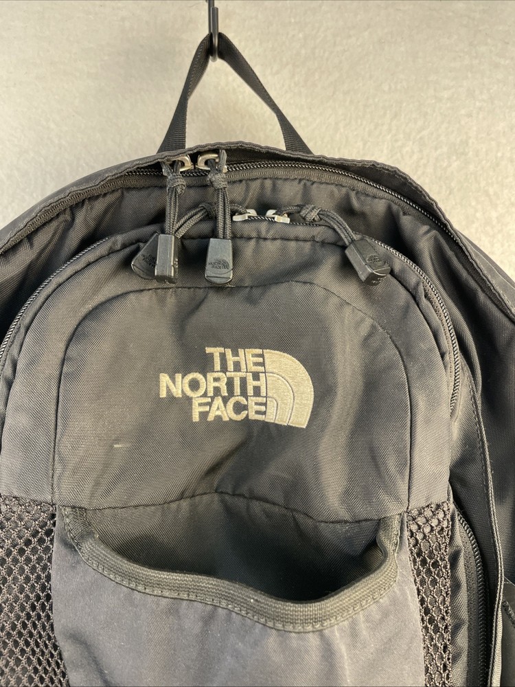 The North Face Amira Multi-Pocket Backpack Black GUC