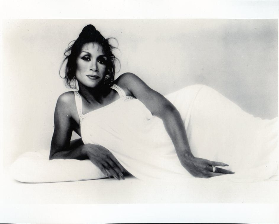 FRIDA PAYNE 8X10 PHOTO 9897