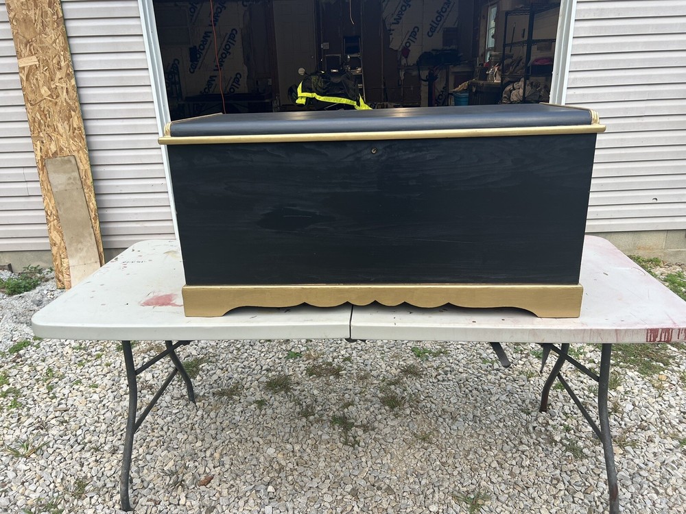 Franklin Shockey Cedar chest