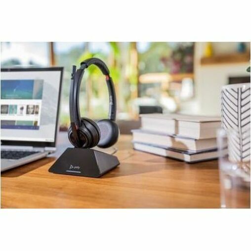 Poly Savi 8220 UC Microsoft Teams Certified DECT 1920-1930 MHz USB-A Headset