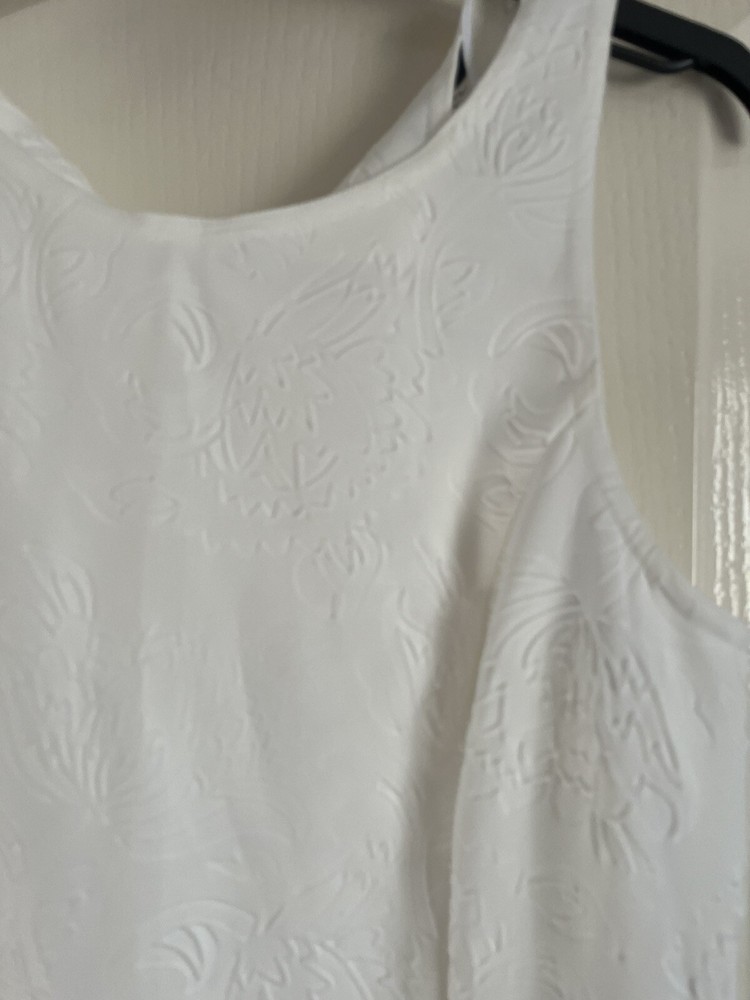 New Look White pendulum top