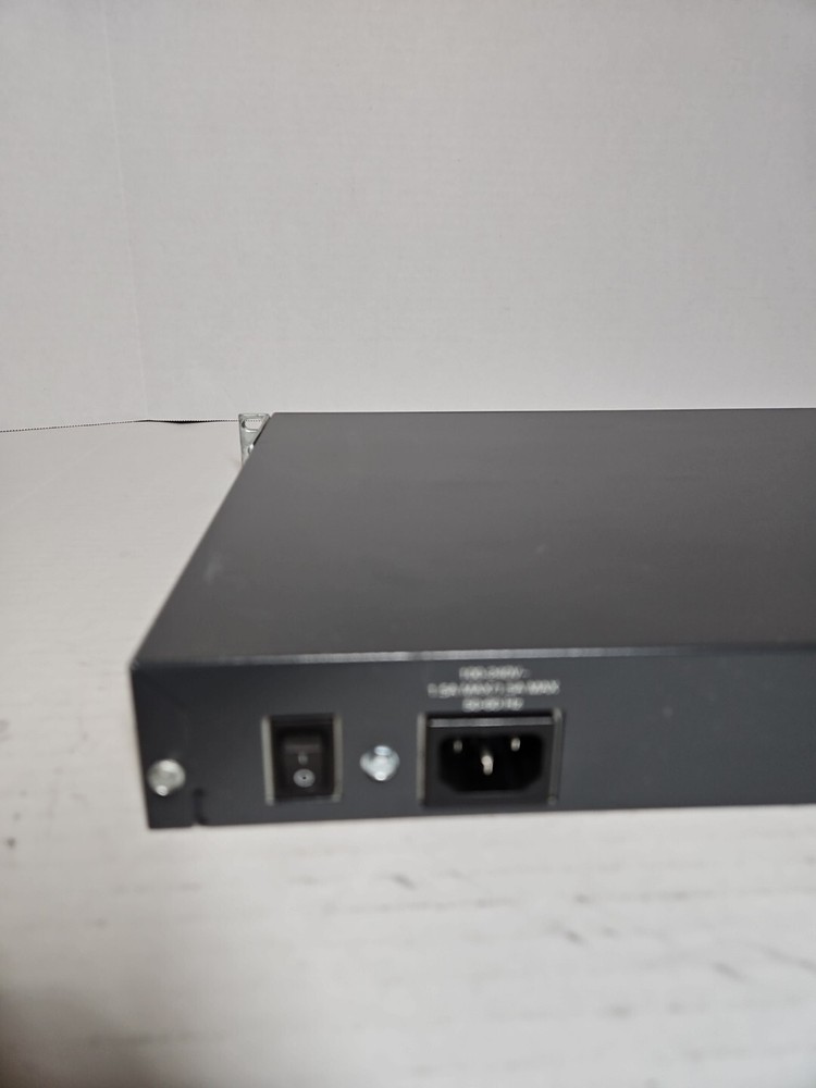 Cisco Systems 1760 Cisco 1700 Series Modular Access Network Router Switch