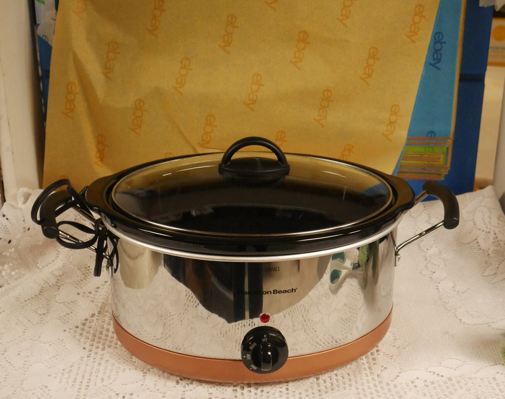 HTF EUC 5.5 QT. HAMILTON BEACH CROCKPOT MODEL 33064 MINT CONDITION VERY CLEAN.