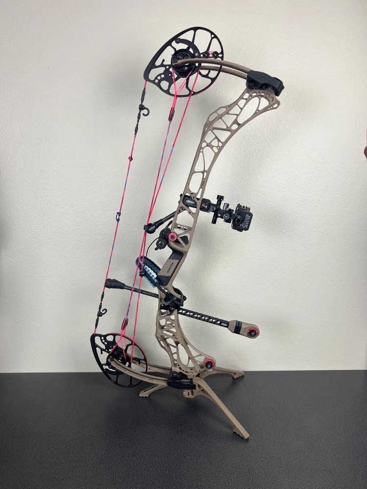 Mathews Lift RS NEW !!! Fully Loaded !!!!