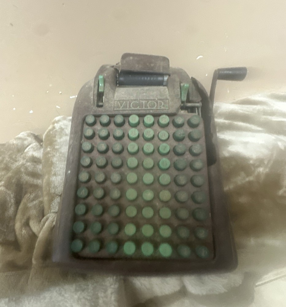 Vintage Victor Adding Machine Hand Crank 8 Rows Column Sold As Is