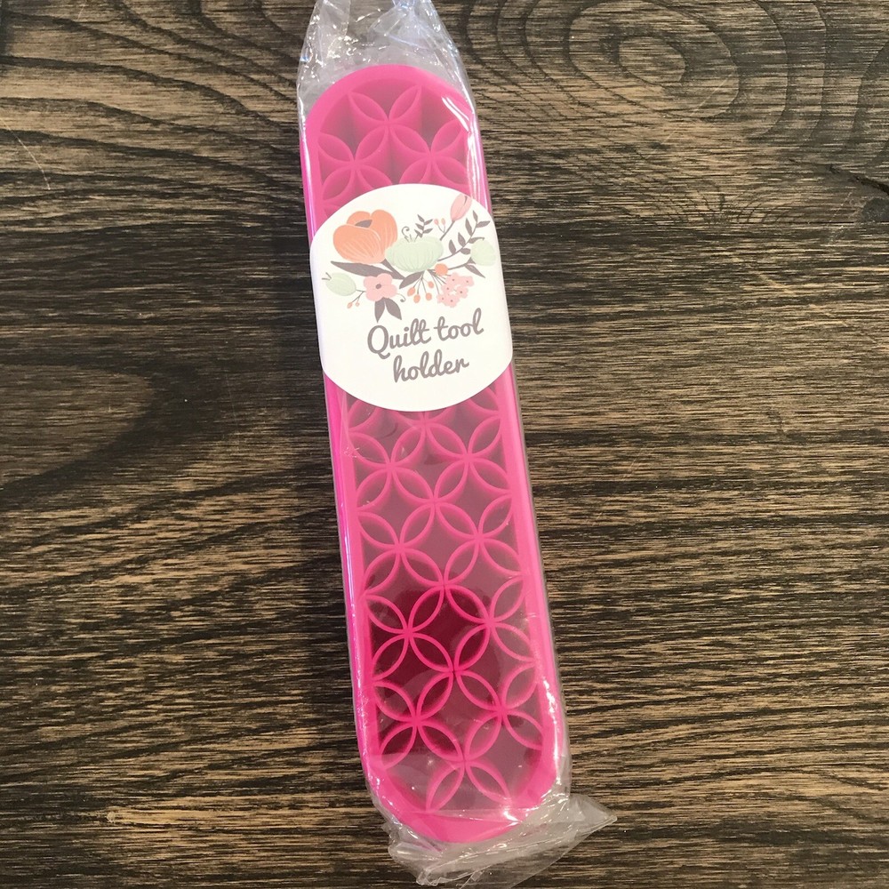 Sewing tool Holder / makeup brush holder   PINK    NEW