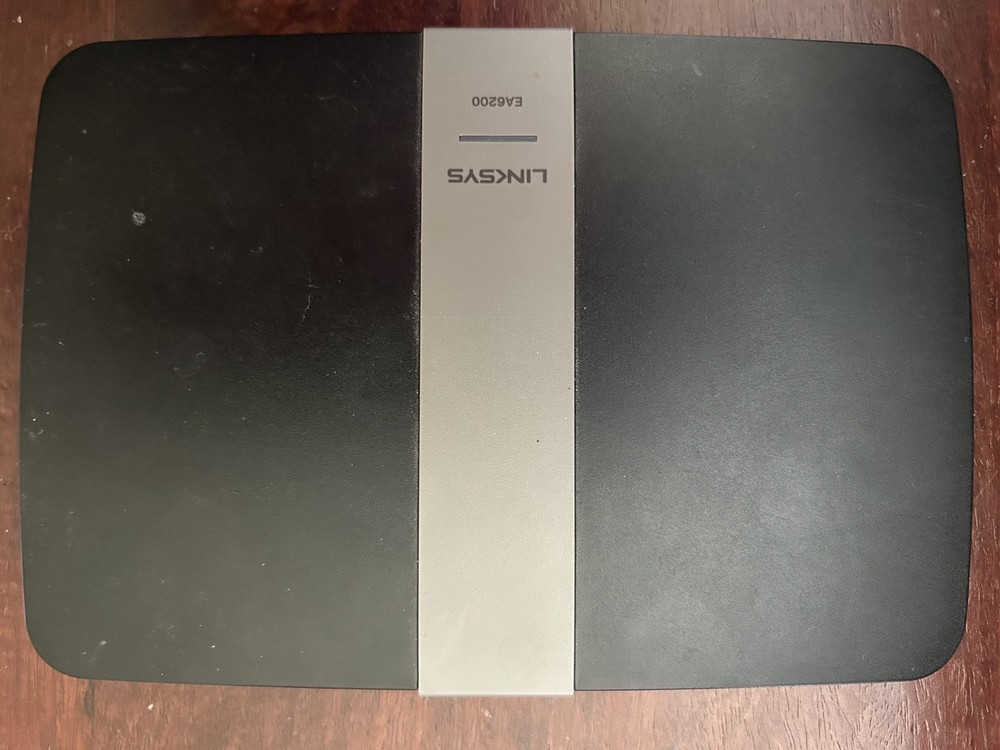 Linksys Router EA6200.