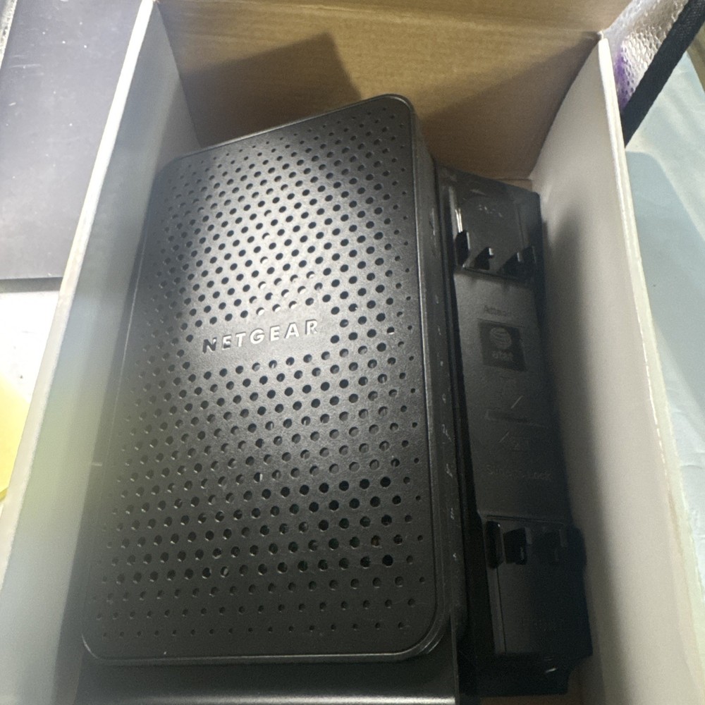Netgear C3700 WiFi Cable Modem Router